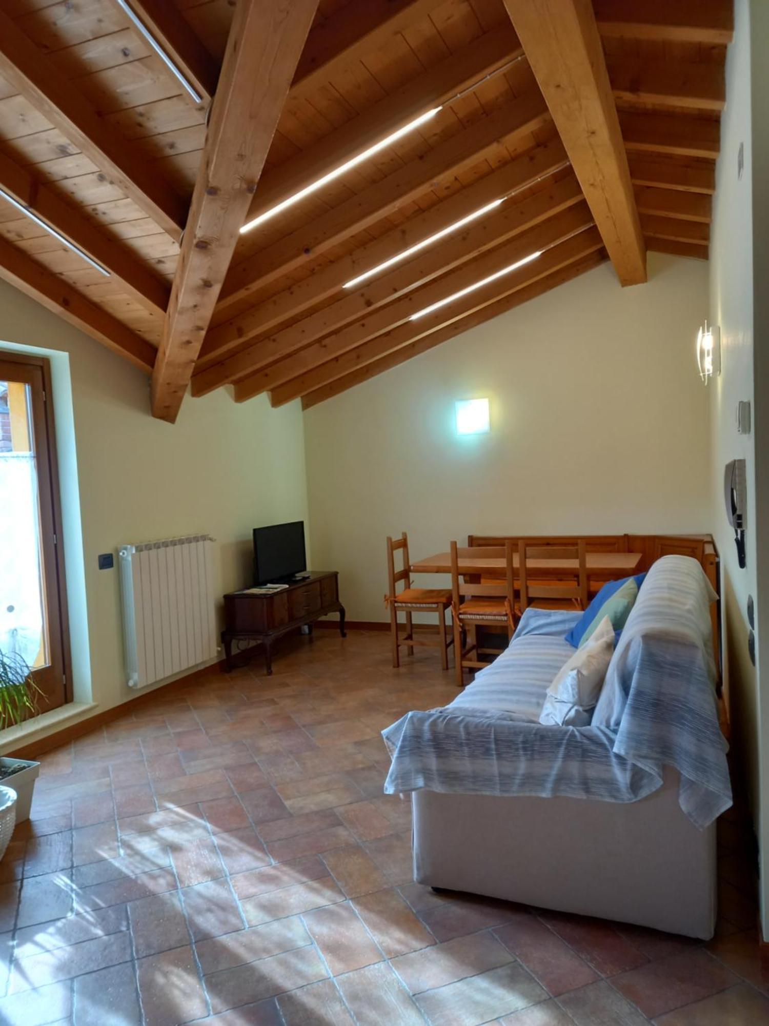 Casa Vacanze Tania Somendenna Zewnętrze zdjęcie