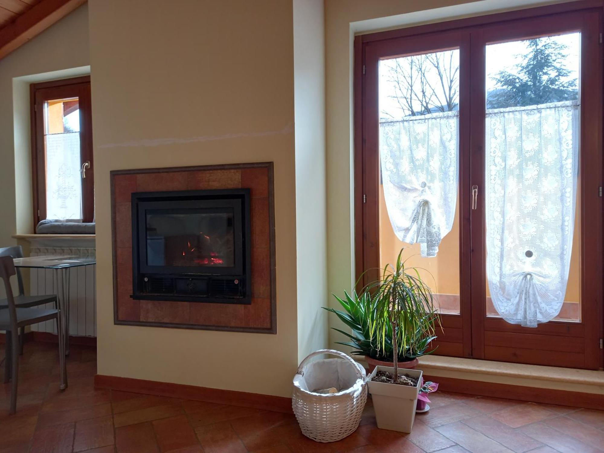 Casa Vacanze Tania Somendenna Zewnętrze zdjęcie