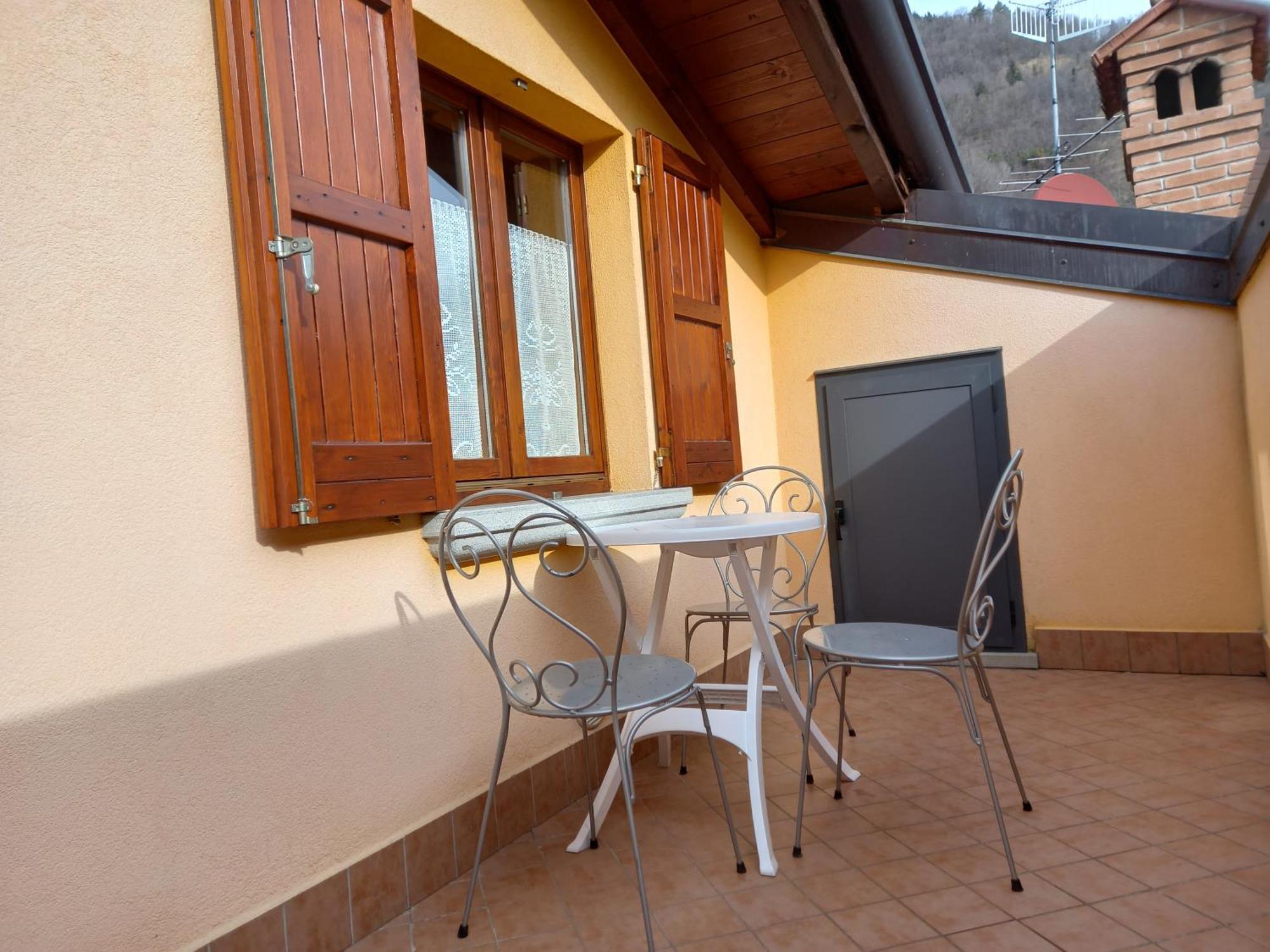 Casa Vacanze Tania Somendenna Zewnętrze zdjęcie